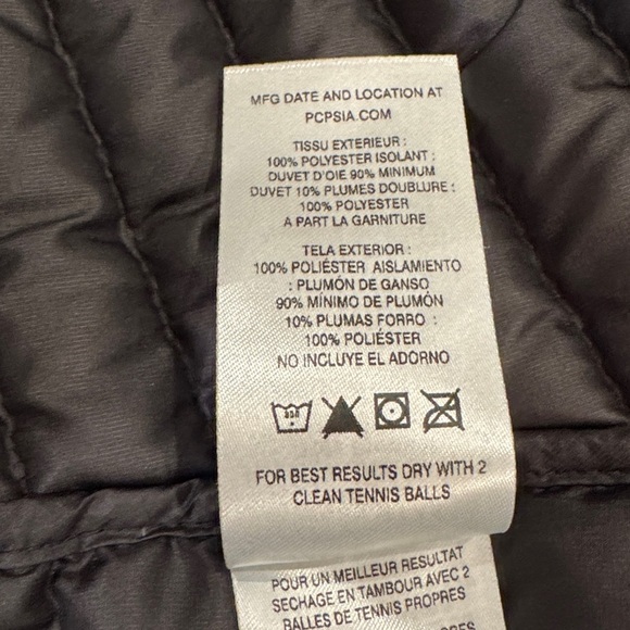 Patagonia Women's Down Sweater Vest size Xsmall NWOT - Picture 16 of 16